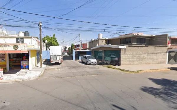 Casa en Venta en Valle del Don 103, Valle de Aragón, Ecatepec: RT Casa en Venta en Valle del Don 103, Valle de Aragón, Ecatepec: RT