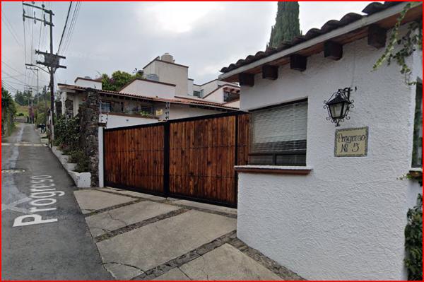 CASA EN VENTA PROGRESO 5 SAN NICOLAS TOTOLAPAN LA MAGDALENA CONTRERAS CDMX RECUPERACIÒN BANCARIA