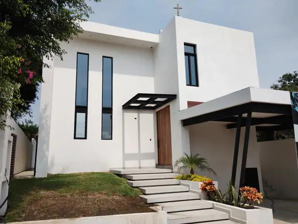 NUEVA, MODERNA MINIMALISTA
