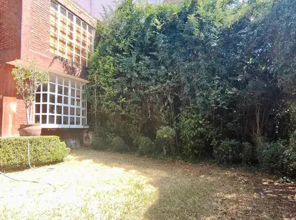Casa en venta con jardín en Lomas de Guadalupe, Álvaro Obregón