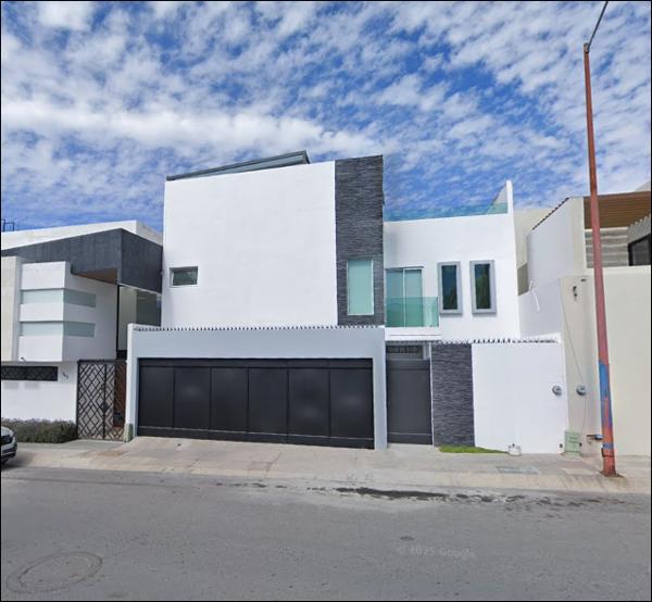 CASA EN VENTA EN LOMAS TECNOLÓGICO RECUPERACIÓN BANCARIA