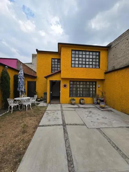 VIVIR A 10 MIN DEL CENTRO DE TOLUCA, ES POSIBLE. CASA EN VENTA CON 4 RECÁMARAS #INVERSIÓN $2'980,000