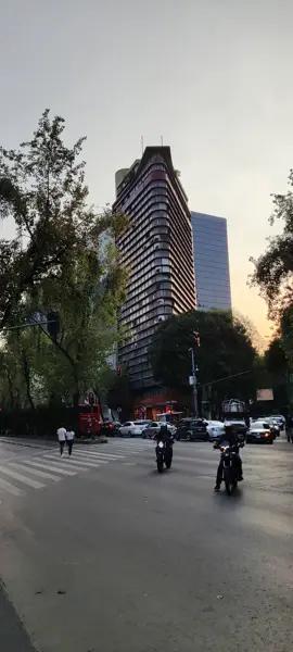 Edificio comercial en renta