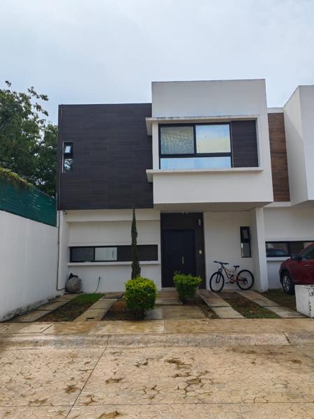 Espaciosa, casa en Vitala  Cancún. Poligono sur