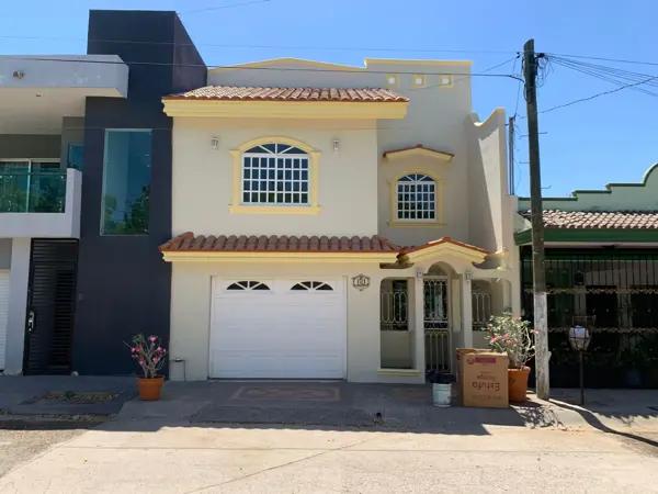 Casa en venta en INFONAVIT Barrancos, Culiacán, Sinaloa