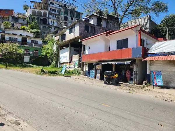 Venta de Departamentos con Locales en el Centro de Xilitla, San Luis Potosí