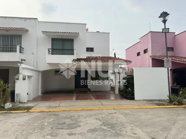Casa en Venta Fraccionamiento Ángeles de Ixtacomitán