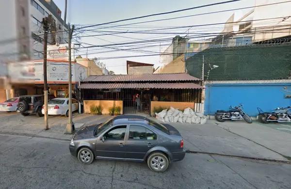 Local Comercial en Venta sobre Avenida División del Norte, Coyoacán Recuperación Bancaria