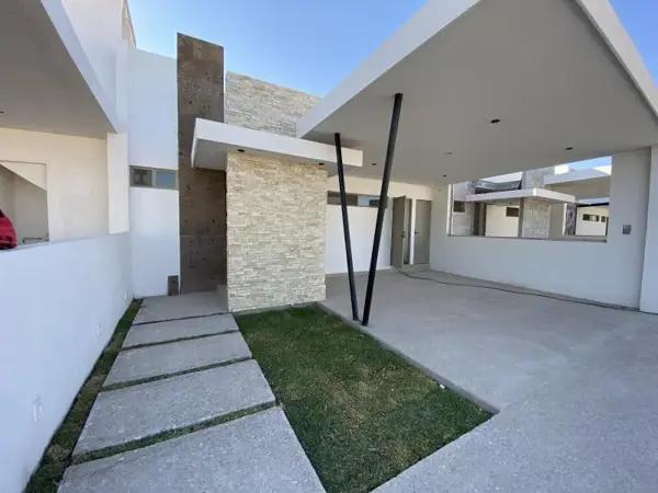 Casa de una planta con 2 Recamaras Equipada