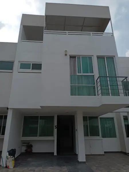 CASA EN VENTA EN BOSQUE REAL CUATLANCINGO