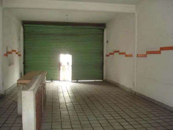 LOCAL 70 M2  EN AV. EJIDO NIVEL CALLE