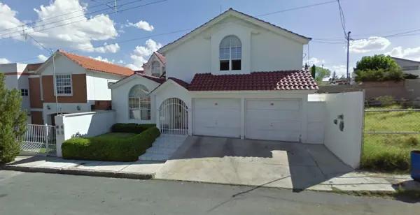 CASA EN VENTA EN LOMAS LA SALLE, CHIHUAHUA, CHIHUAHUA.
