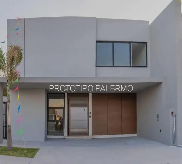 Casa en Venta en Lomas del Dorado, Boca del Río - Amplia y Moderna Vivienda