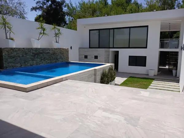 Hermosa casa/quinta a 2 minutos de Viñedos y rápido acceso por periférico