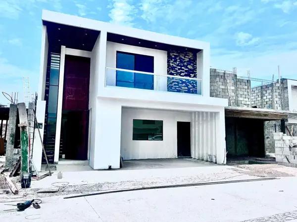 Casa Nueva en Preventa en Altozano Gómez Palacio con Cuarto en Primer Piso Casa Nueva en Preventa en Altozano Gómez Palacio con Cuarto en Primer Piso