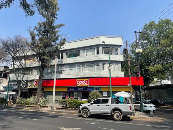 Venta de Edificio Comercial con Casa Habitación en Coyoacán, Ciudad de México