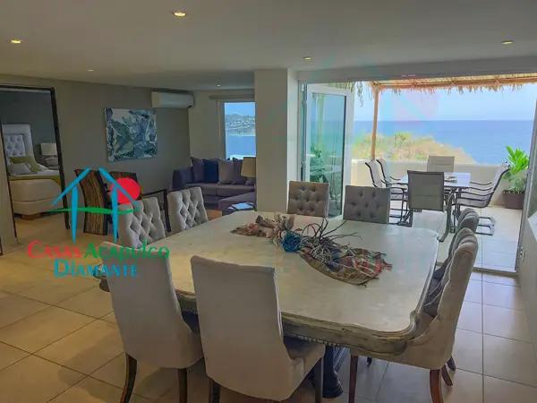 Exclusivo departamento en Punta Marqués con club de playa. Terraza con vista al mar