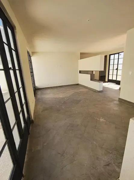 RENTO CASA NUEVA EN COMUNIDAD SAN JOSE AMISTAD EN UNA PLANTA CERCA UNIVERSIDADES, PRESIDENCIA, EN SA