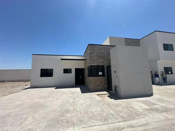 CASA PLANTA BAJA  EN VENTA EN LOS OLIVOS, GOMEZ PALACIO, DGO
