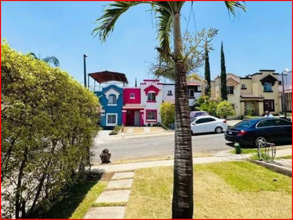 CASA EN FRACC  EN VENTA EDRAL 1372 COL COYULA JALISCO MÈXICO RECUPER BANCARIA RG
