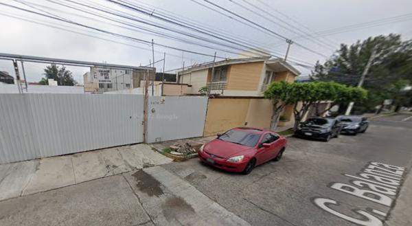 VENDO CASA EN LA CALMA, ZAPOPAN-JAL