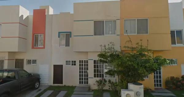 CASA EN VENTA EN ROSA MORADA, MANZANILLO, COLIMA.