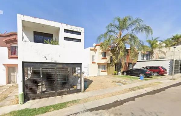 Casa en Venta en Paseos de Santiago, Tonalá, Jalisco. SYP