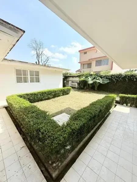 Casa en Coapexpan, Xalapa: Amplia, con Jardín y Seguridad Casa en Coapexpan, Xalapa: Amplia, con Jardín y Seguridad