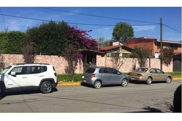 Casa en venta en San Carlos, Metepec, México