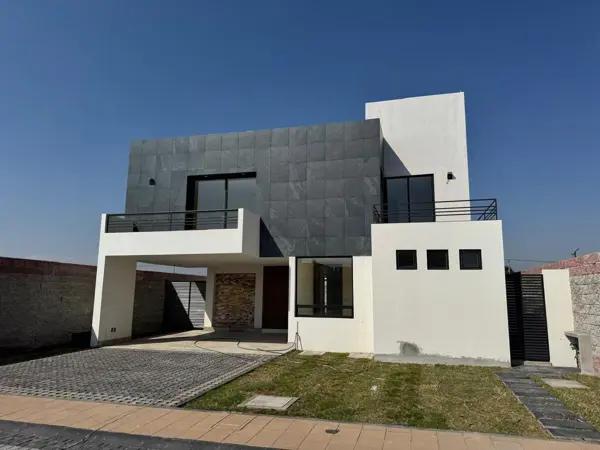 Casa en venta en San Gaspar Tlahuelilpan, Metepec, México
