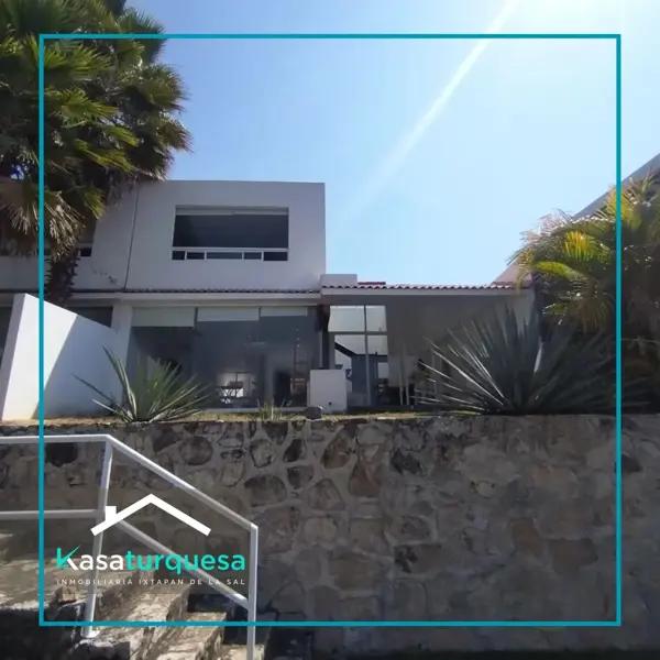 CASA EN VENTA EN RESIDENCIAL IXTAPAN