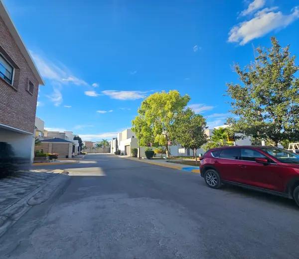Terreno en venta en Los Viñedos, Torreón, Coahuila de Zaragoza Terreno en venta en Los Viñedos, Torreón, Coahuila de Zaragoza