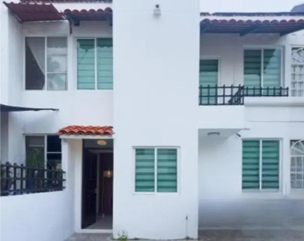 CASA EN VENTA EN PASEO DE LA RIBERA PUERTO VALLARTA