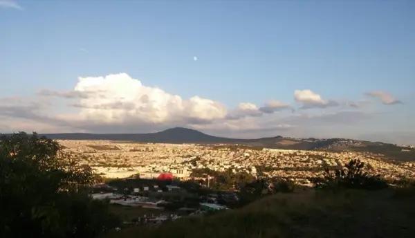 TERRENO EN VENTA CERCA DE PUERTA REAL TERRENO EN VENTA CERCA DE PUERTA REAL