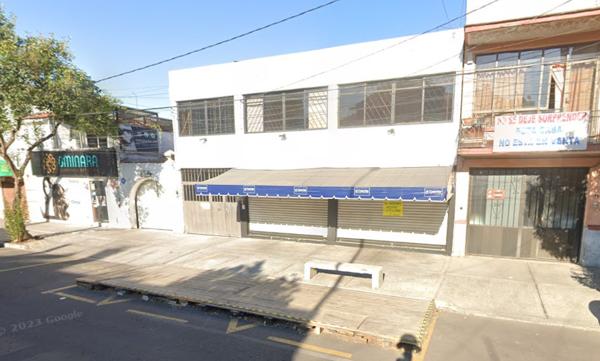 CASA EN VENTA BENITO JUAREZ PORTALES SUR Jm*