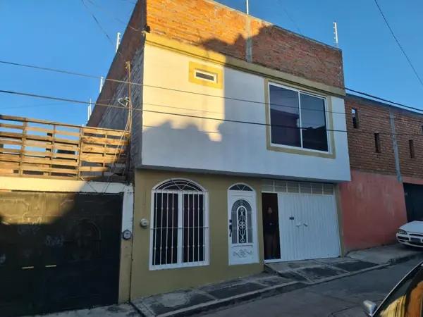 Casa en venta en Ampliación Veinte de Noviembre, Morelia, Michoacán de Ocampo