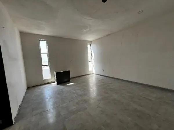 VENTA DE CASA EN LOMAS DE JURIQUILLA 3 RECAMARAS Y SÓTANO (VC191)