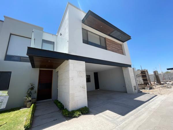 Casa en venta en Los Viñedos, Torreón, Coahuila de Zaragoza Casa en venta en Los Viñedos, Torreón, Coahuila de Zaragoza