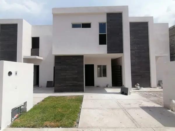 Casa NUEVA en Venta, zona Quintas Lerdo