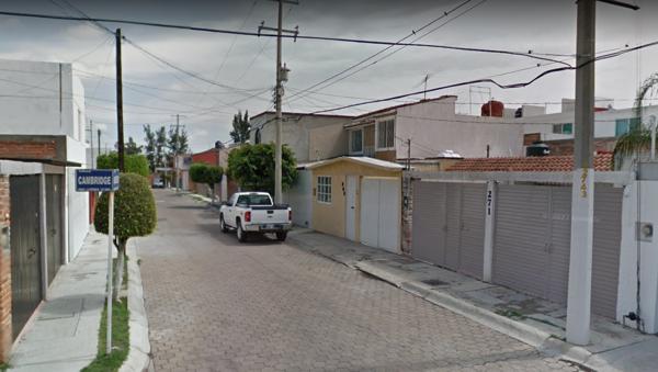 VENDO CASA EN LA ESTANCIA, IRAPUATO-GTO