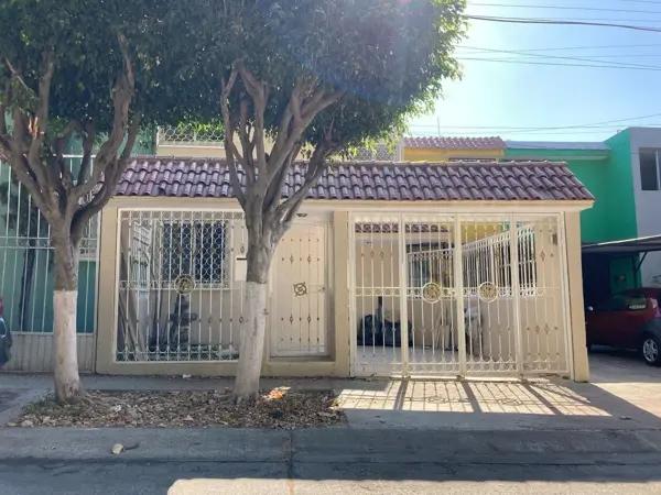 Casa en venta en Arcos de Zapopan 1a. Sección, Zapopan, Jalisco