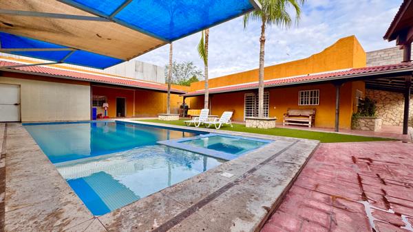 Quinta en venta con casa y alberca   cerca deCiudad Universitaria y Blvrd Revolución,negociable