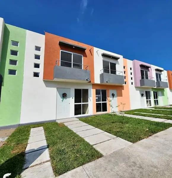 Casa en Lago de Puente Moreno, Veracruz: Un espacio residencial en zona tranquila