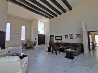 Casa en venta en Las Villas, Torreón: Espaciosa y equipada con alberca