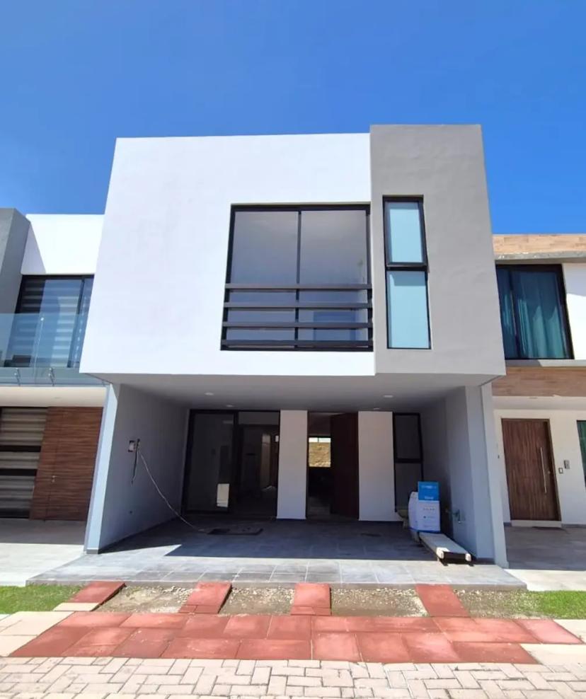 Foto 0 de Casa en venta en Santiago Mixquitla, San Pedro Cholula, Puebla | Id nn-ke1000164