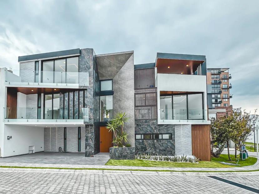 Foto 0 de Casa en venta en Lomas de Angelópolis, Ocoyucan, Puebla | Id nn-ke1000110