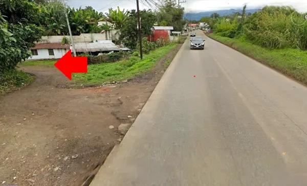Venta de Terreno plano a solo 100m de la carretera Coatepec - Las Trancas, en la periferia de la Cd.