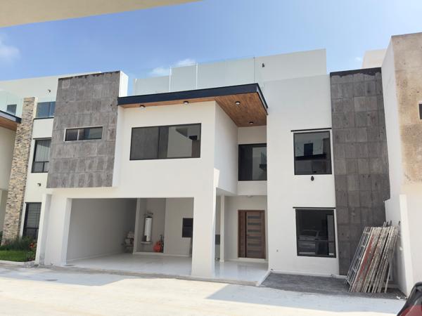 Residencia en Venta en Privada al Norte de Saltillo, Coahuila Residencia en Venta en Privada al Norte de Saltillo, Coahuila