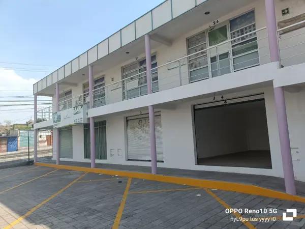 SE VENDEN 4 (CUATRO) LOCALES COMERCIALES DENTRO DE PLAZA COMERCIAL
