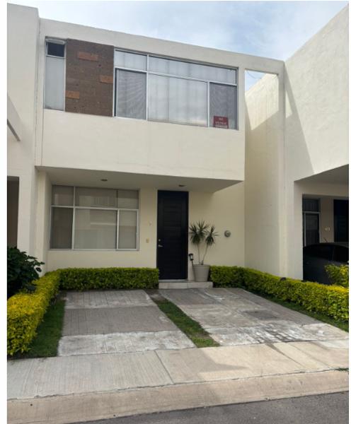 Hermosa Casa en Venta en Colonia Terranova
